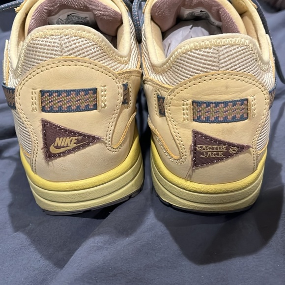 Nike Air Max 1 / CJ - Picture 4 of 7